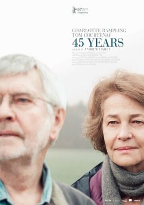 45 років (2015)