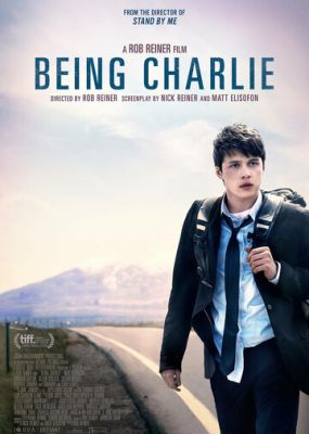 Бути Чарлі (2015)